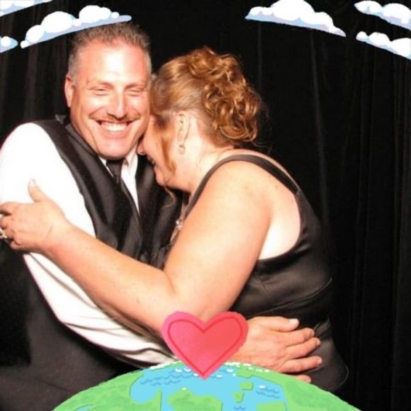 Larry-terry Dumouchelle - Poshmark Profile Picture of Larry-terry Dumouchelle (@kodiak0742) on Poshmark