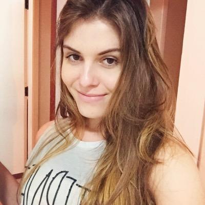 Profile Picture of Amanda Lucci Ribeiro (@amanda_lucci) on Twitter