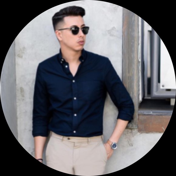 Profile Picture of James Olsen (@jamesolsen22) on Poshmark