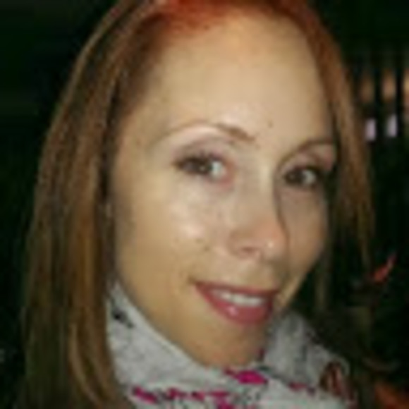 Profile Picture of Lynda Thoresen (@femcamp) on Poshmark