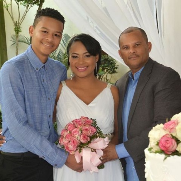 Profile Picture of Alexandra Alcantara perez (@alexandraalc590) on Poshmark