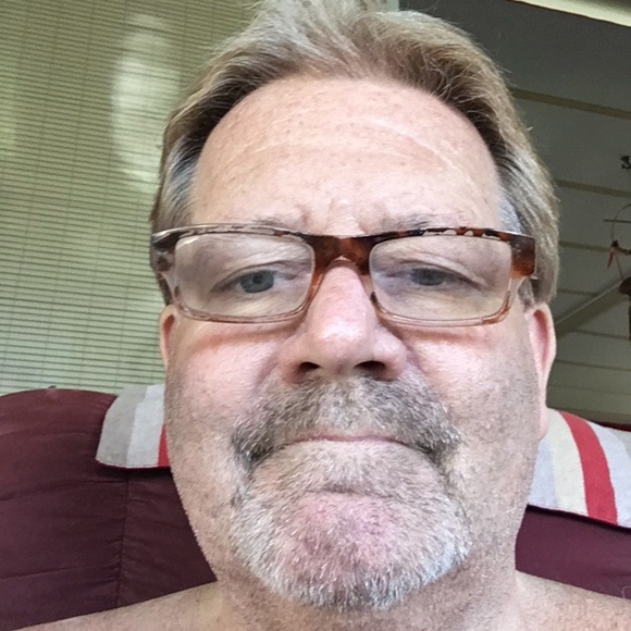 Profile Picture of Scott Hussey (@scott6381) on Poshmark