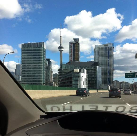 Profile Picture of Matthew Botelho (@matthewbots) on Poshmark