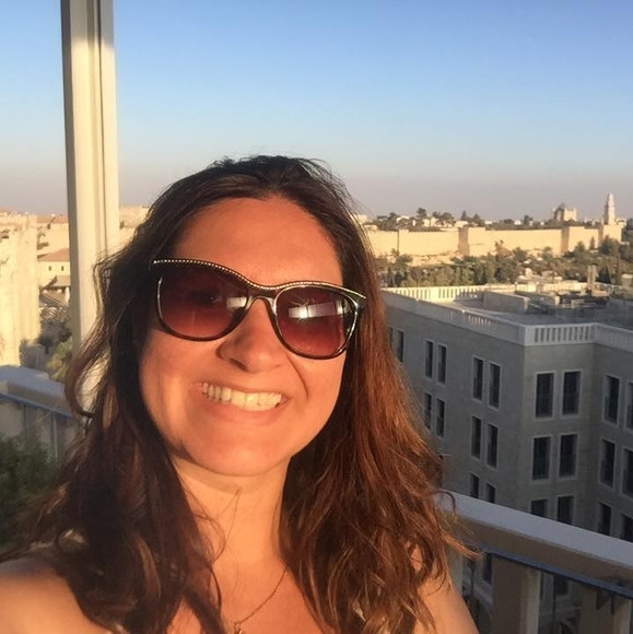 Profile Picture of Christie Jachec (@cjachec) on Poshmark