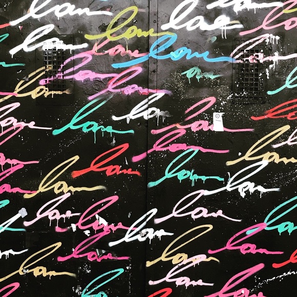 Profile Picture of Lulu Camien (@lululynn464) on Poshmark