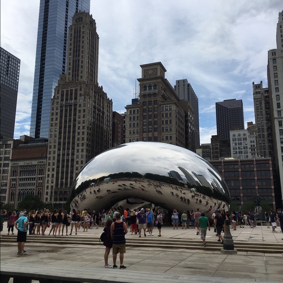 Katie Barradale - Poshmark Profile Picture of Katie Barradale (@ktchicago) on Poshmark