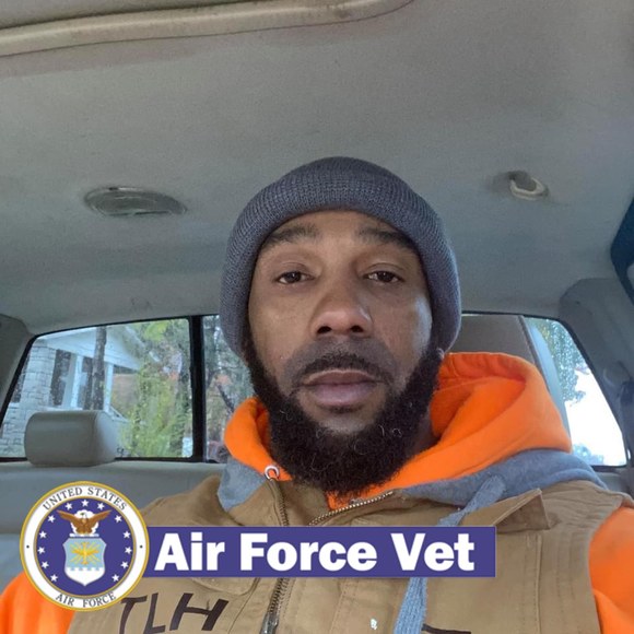 Profile Picture of Curtis Hurd (@coolcurt21) on Poshmark