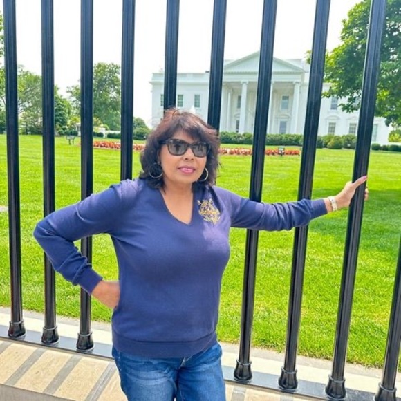 Profile Picture of Gina Brimmer (@gina_brimmer) on Poshmark