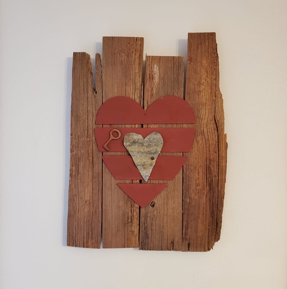 Profile Picture of Peggy Sheckler (@maggienowmom) on Poshmark