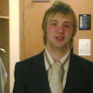 Profile Picture of Lee Robertshaw (@bonoisatosser) on Myspace