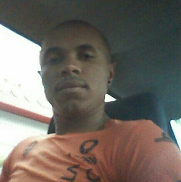 Profile Picture of Nathan John (@nathan5573) on Poshmark