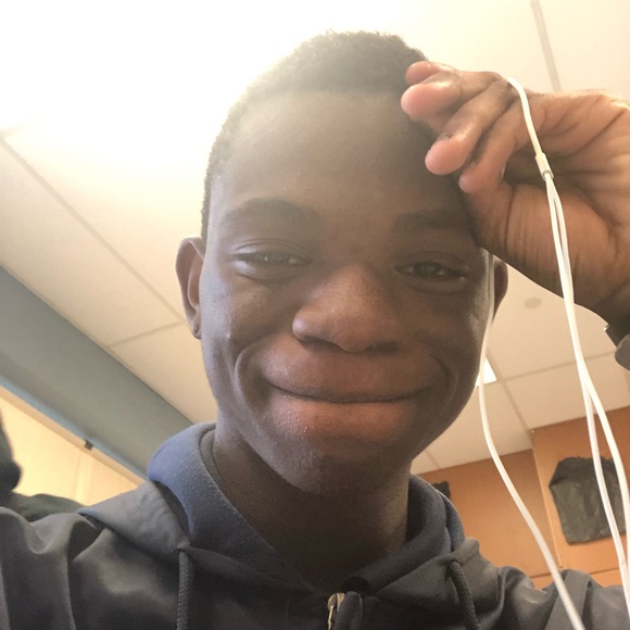 Profile Picture of Niomi Mcclamy (@jamir123692) on Poshmark