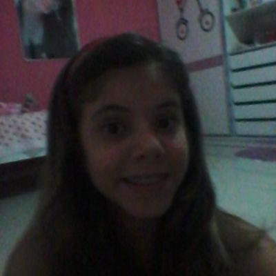 Profile Picture of Anni Medeiros (@medeiros_anne14) on Twitter