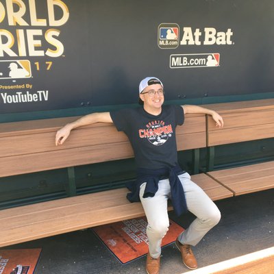 Profile Picture of Dylan Colbert (@ThatDylanLife) on Twitter