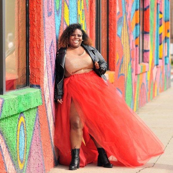 Profile Picture of Erika Mcfarland (@nicolejames87) on Poshmark