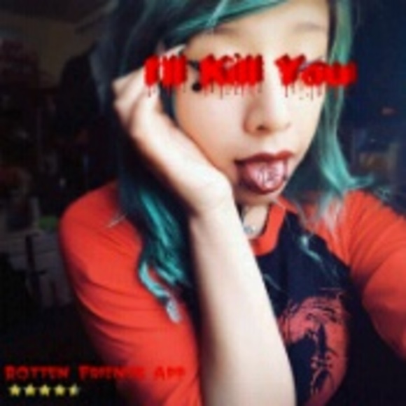 Profile Picture of Lupe Torres (@luluwarfstash) on Poshmark