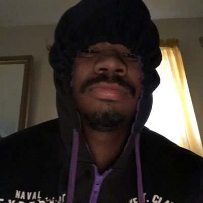 Profile Picture of Aaron Bowie (@AaronBowie12) on Twitter