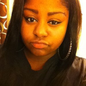 Profile Picture of Yvette Lin (@yvettelincoln) on Myspace