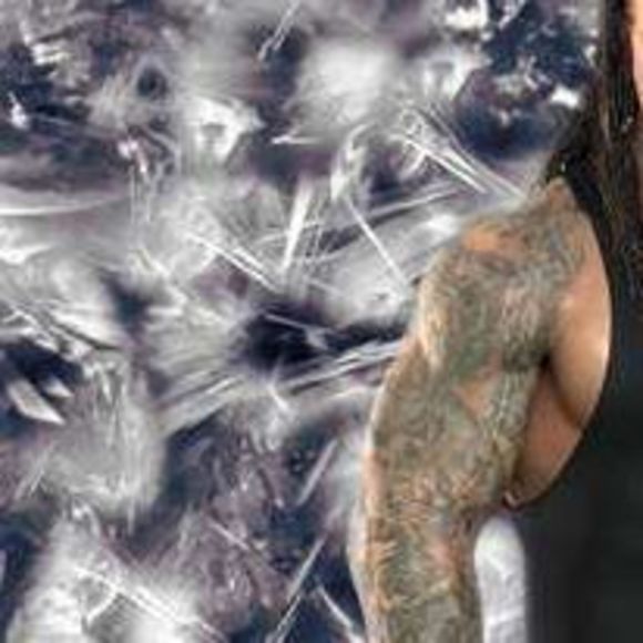 Profile Picture of Carol Clift (@carol_clift) on Poshmark