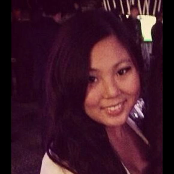 Profile Picture of Jihee Chung (@jihee912) on Poshmark