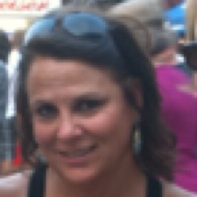 Profile Picture of Debbie Hoffmann (@HoffmannDebbie) on Twitter