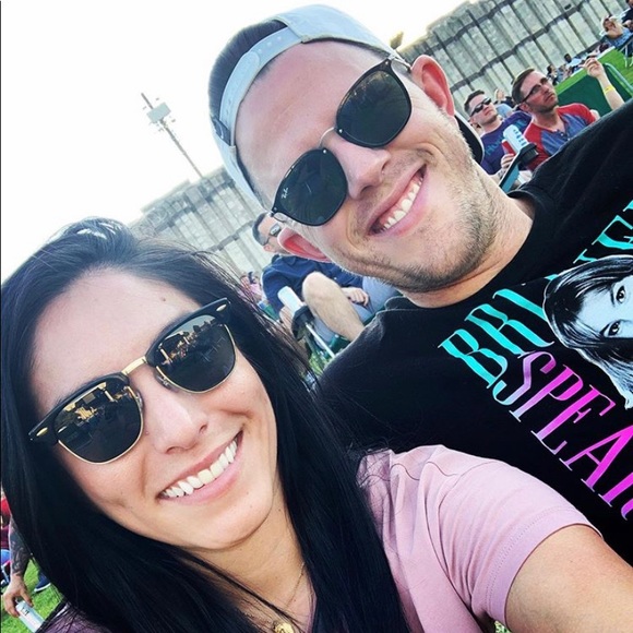Profile Picture of Travis Kemp (@kemptrav) on Poshmark