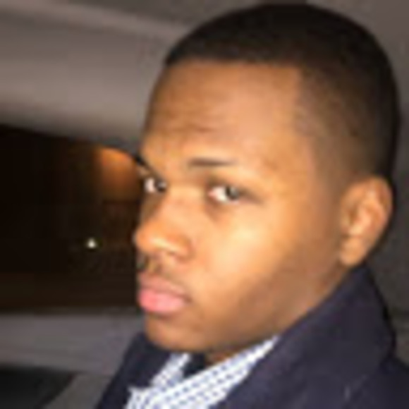 Profile Picture of Marcus Thornton (@imonly7foot) on Poshmark