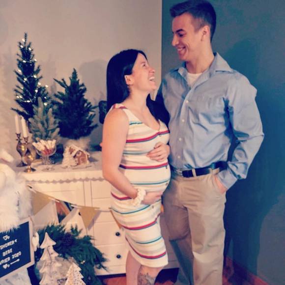 Profile Picture of Emmy Béland (@embeland1993) on Poshmark