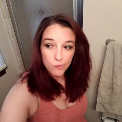 Profile Picture of Miranda Marshall (@mmarshall0208) on Twitter