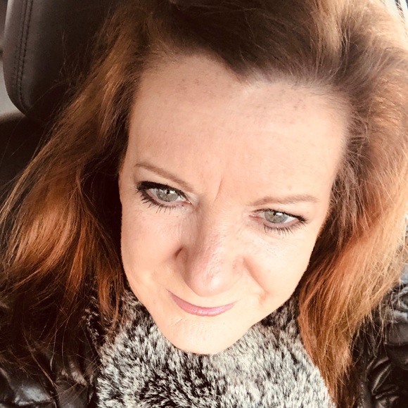 Profile Picture of Brenda Rickenbacker (@mrsace62) on Poshmark