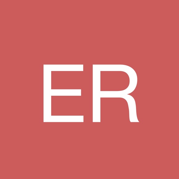 Profile Picture of Emy Redecker (@emyredecker) on Poshmark