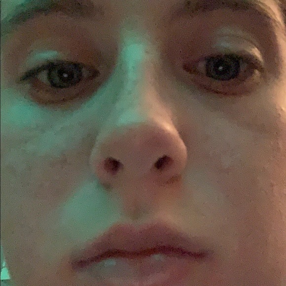 Profile Picture of Hayley Wieczerzak (@hayleywiz) on Poshmark