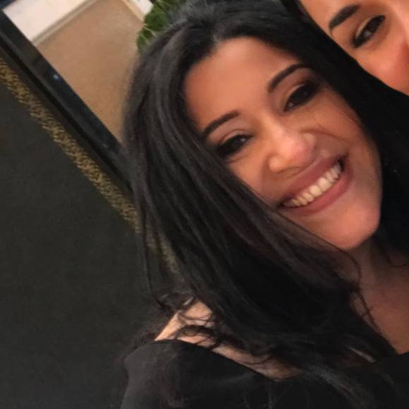 Profile Picture of Mariham Ghobrial (@marmarm7827) on Poshmark