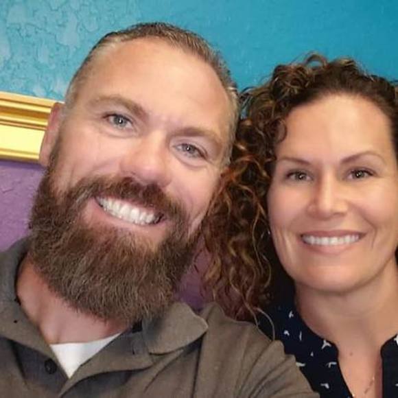 Profile Picture of Melissa Feuston (@melissafeuston) on Poshmark