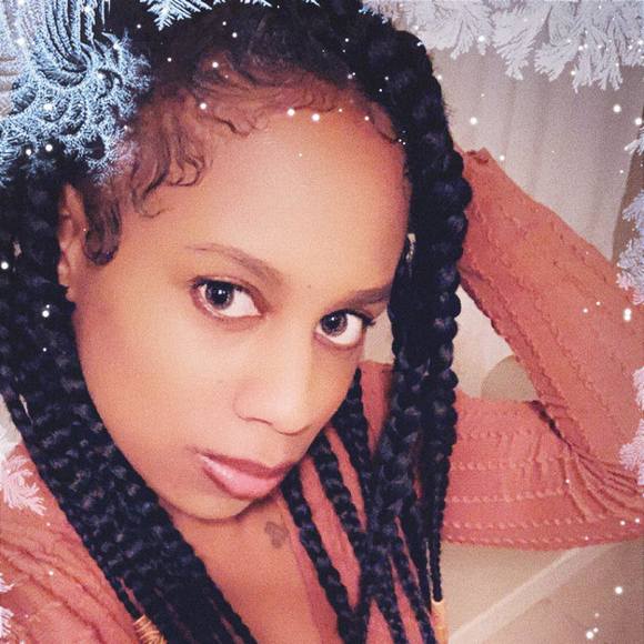 Profile Picture of Ashley Cobbs (@desimytrulove) on Poshmark