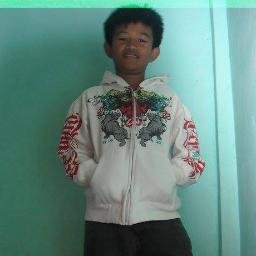 Profile Picture of Raymond R Collado (@Monchixs30) on Twitter