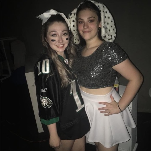 Profile Picture of Annah Giraldi (@annahbanna) on Poshmark