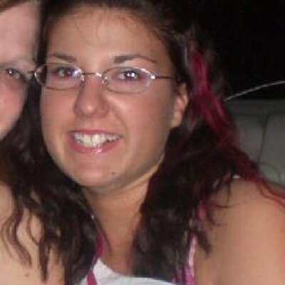 Profile Picture of Caroline Pyles (@Luckysnowbunni) on Twitter