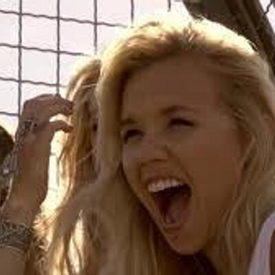 Profile Picture of Krystal Hull (@HullKrystal) on Twitter
