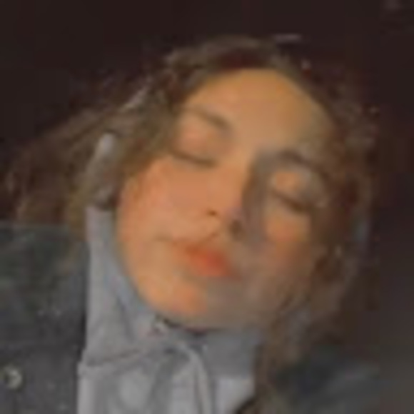 Profile Picture of Jaiden Donato (@jreneed12) on Poshmark