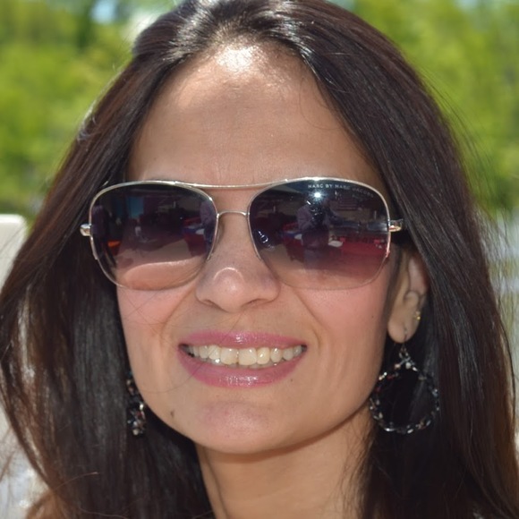 Profile Picture of Saima Mirza (@lung40) on Poshmark