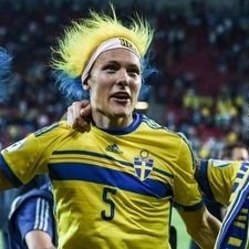 Profile Picture of  🇸🇪 (@SwedeStats) on Twitter