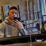 Profile Picture of KJB ~ Kilian (@crystal_red_diamond_pink_) on Instagram