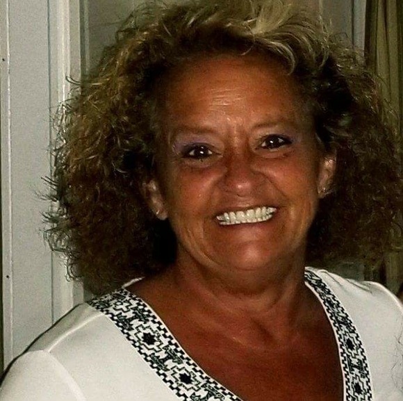 Profile Picture of Robin Byron-cushing (@rcush1960) on Poshmark