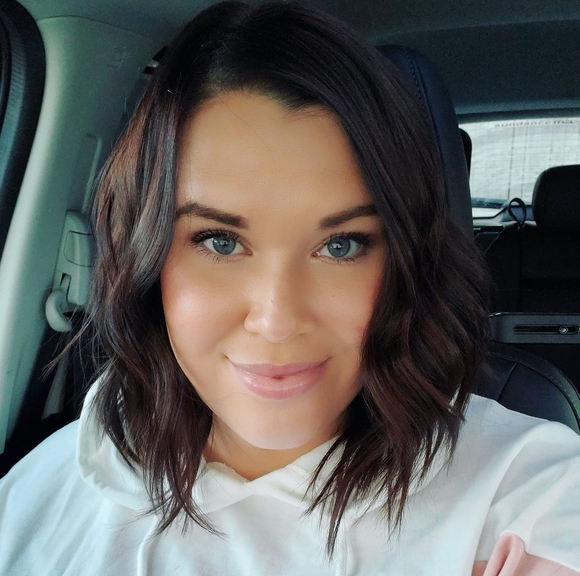 Profile Picture of Mariah Duncan (@mariahduncan369) on Poshmark