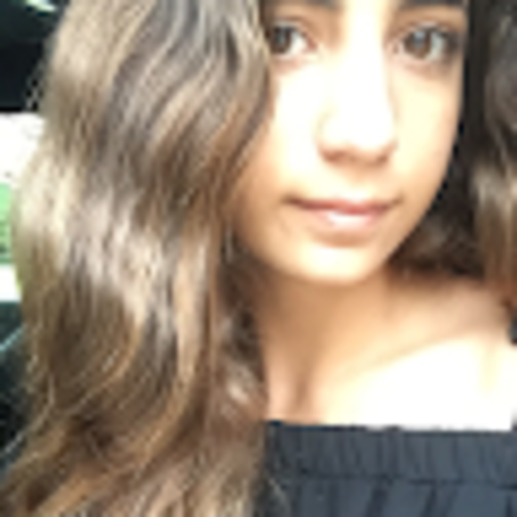 Profile Picture of Jasmine Assi (@sdsurfer13) on Poshmark