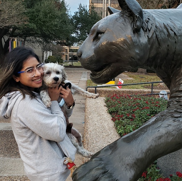 Profile Picture of Samihah Chowdhury (@samihah_c) on Poshmark