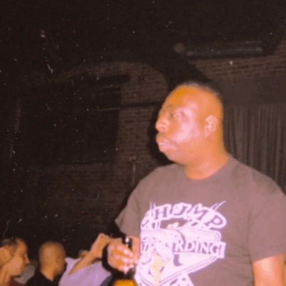 Profile Picture of Preston Hays (@prestonhays) on Poshmark