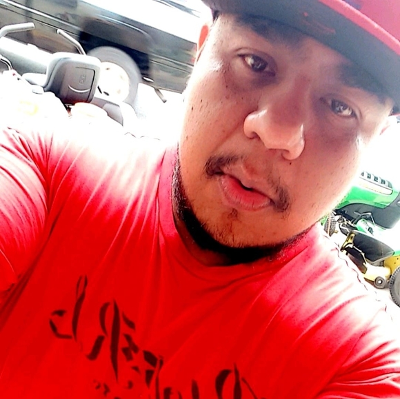 Homero Morales - Poshmark Profile Picture of Homero Morales (@homermorales) on Poshmark