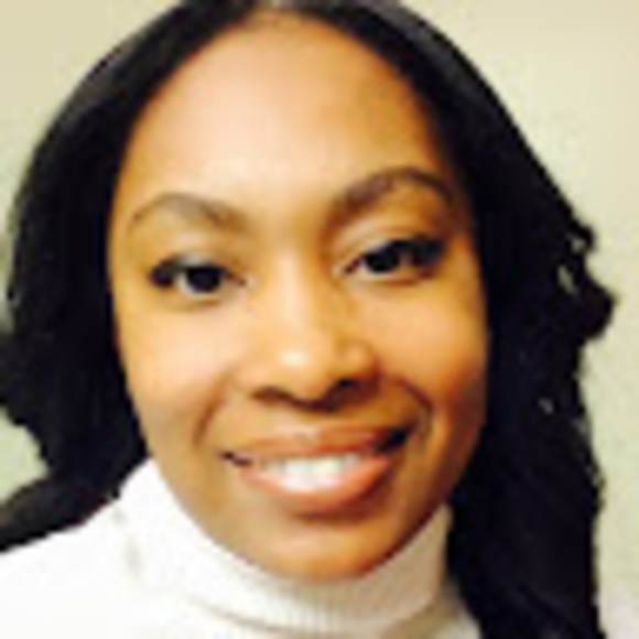 Profile Picture of Tara Paul (@tfpaul5507) on Poshmark